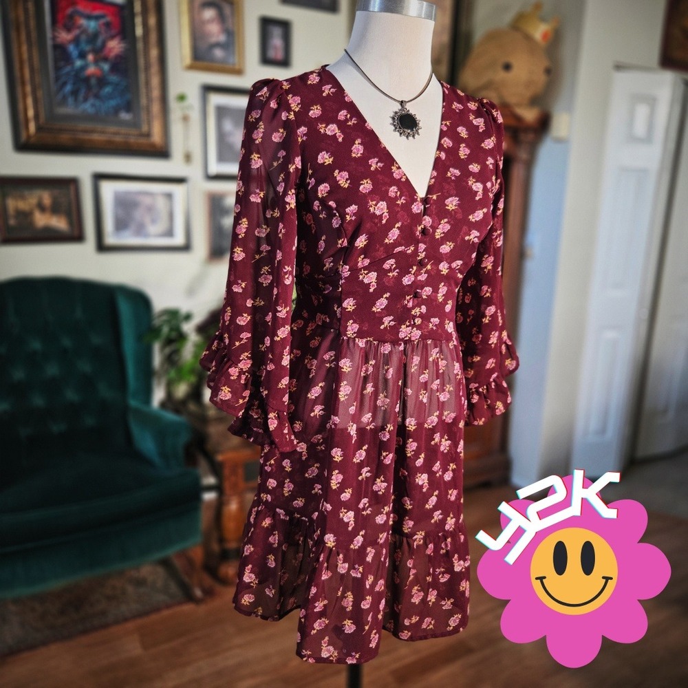 Vintage Y2K American Rag Cie Burgundy Floral Ruffle Mini Dress V-Neck Tie Back